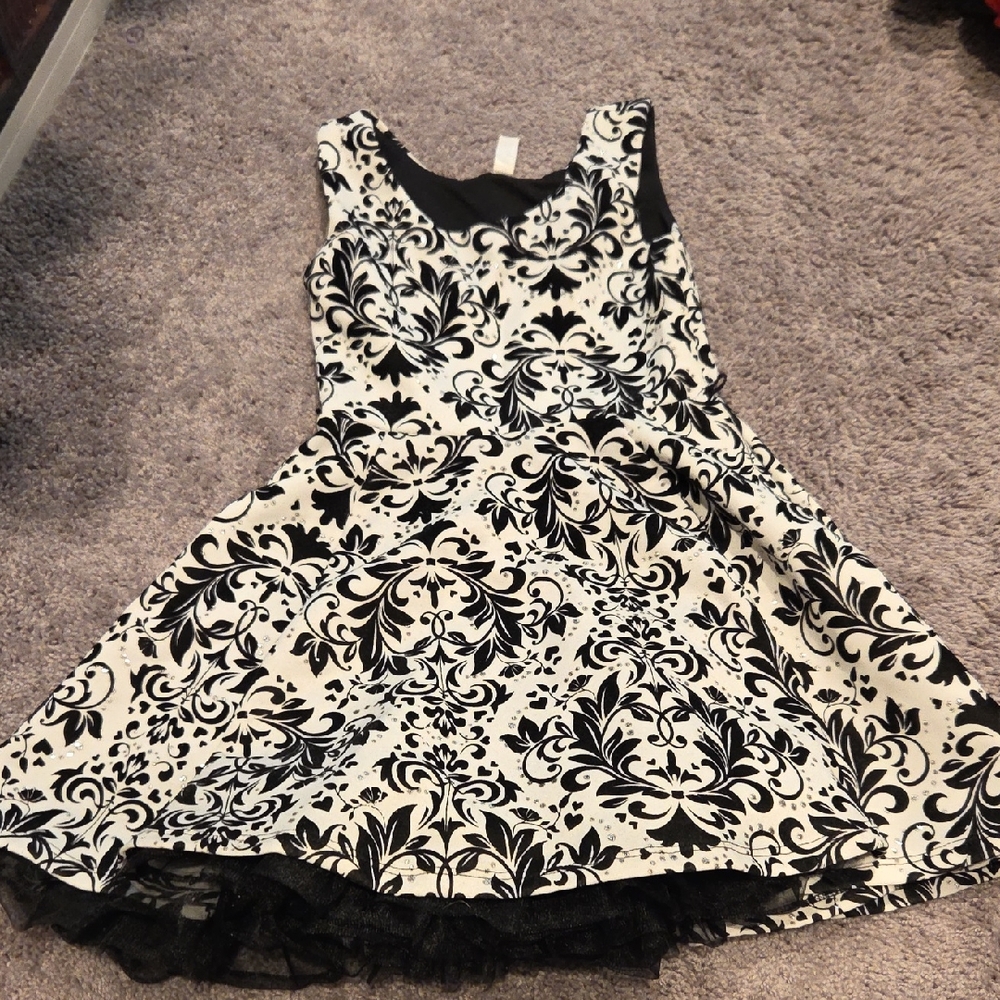✝️🐰🐣Beautees Black and White Floral Kids Dress With Wrap